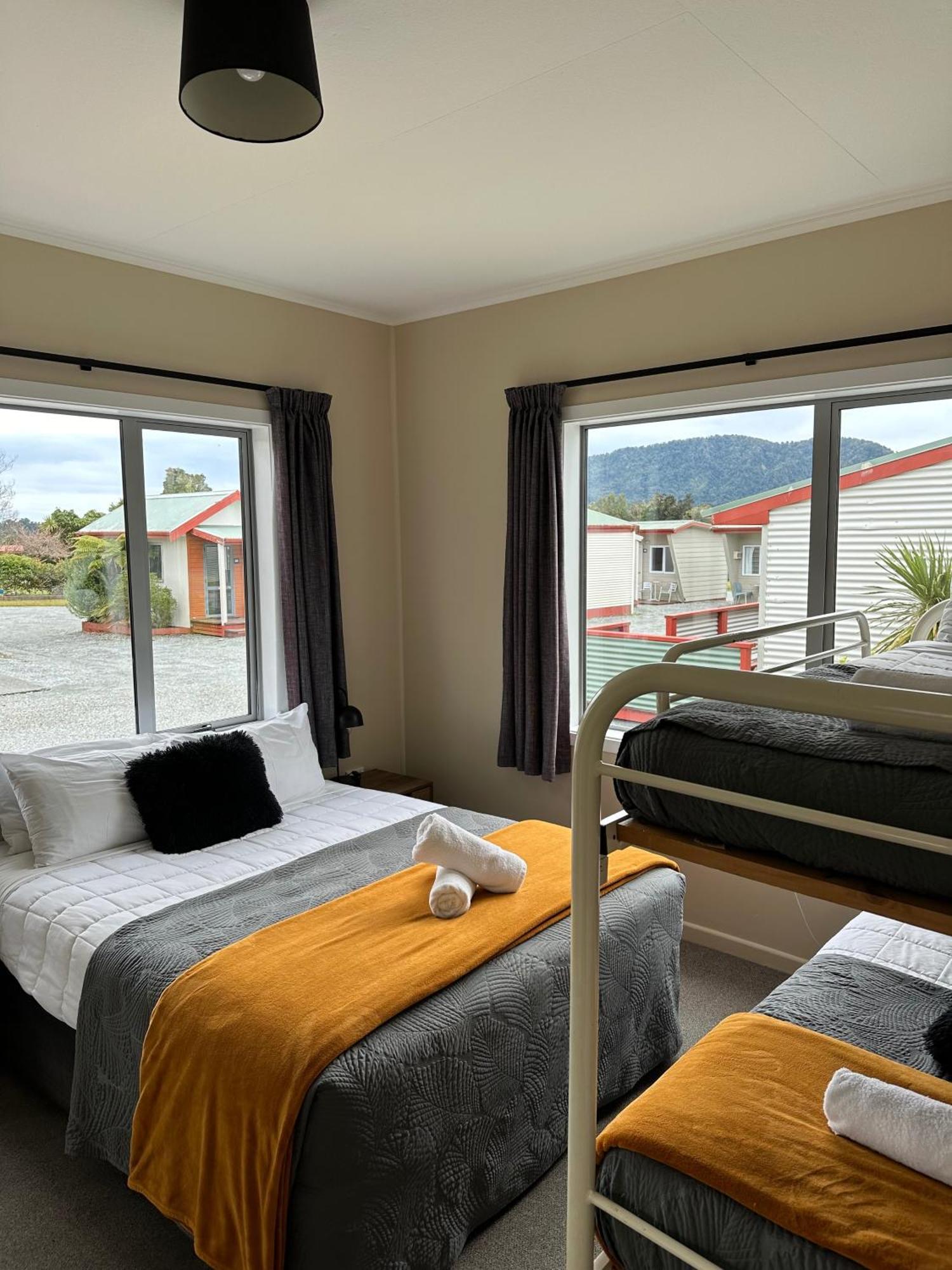 Franz Josef Top 10 Holiday Park Luaran gambar